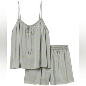 H&M women's 2 piece satin pajamas light khaki green w/lemons size Medium